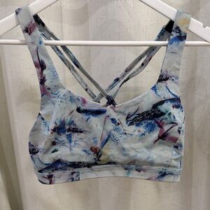 lululemon Blue and Purple Patterned Sports Bra size 6